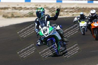 media/Sep-07-2025-CRA (Sun) [[6d6582c22b]]/Race 10/